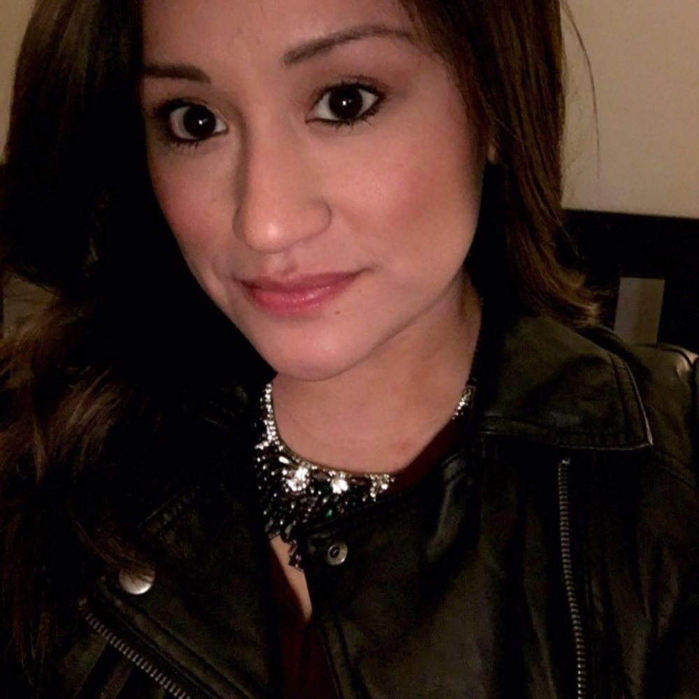 Meet your Posher, Ivonne